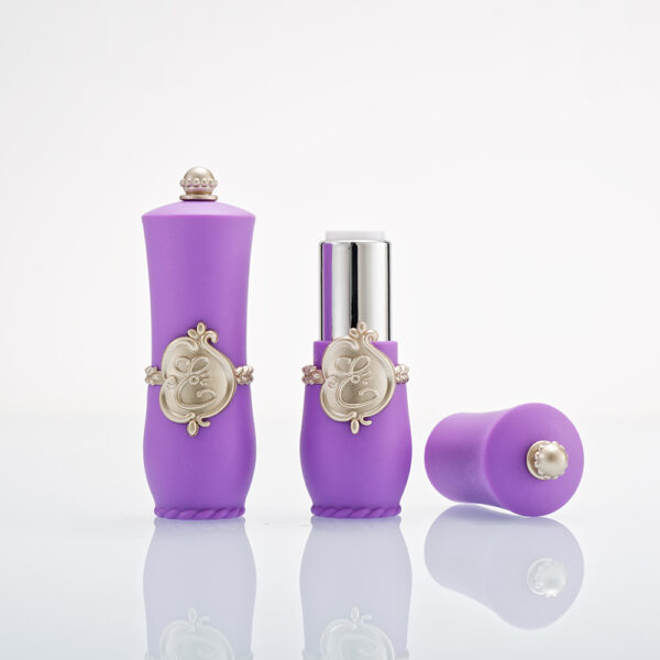 purple lipsticker