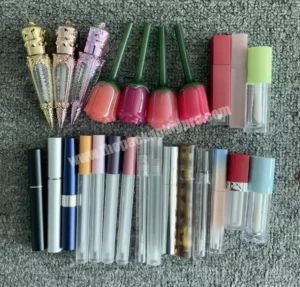 Featured image for the luxury 3ml lip gloss tube with wand custom makeup packaging guide