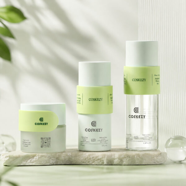 luxurious cosmetic glass bottle set