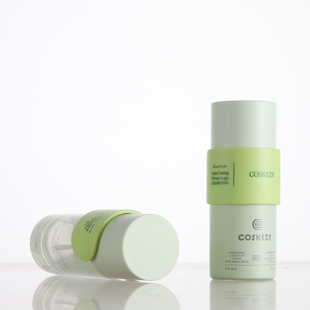 Mint Green Luxurious Cosmetic Glass Bottle Set for Skincare - الصورة 6
